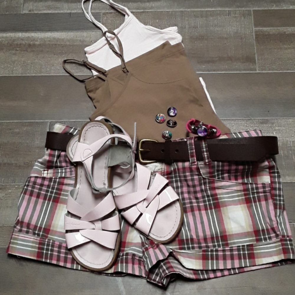 MOA COLLECTION SHORTS LOW RISE